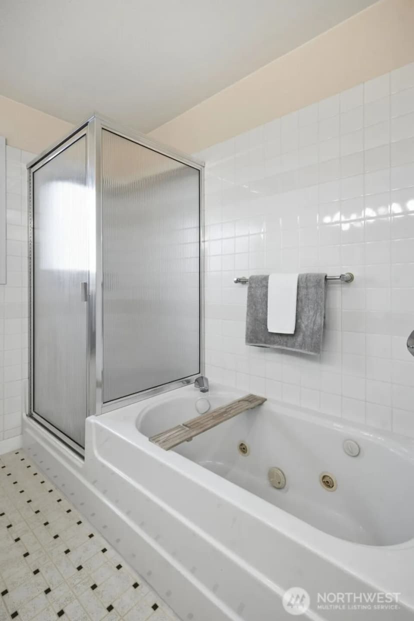 Property photo for 7329 44th Avenue Sw, Seattle photo 25