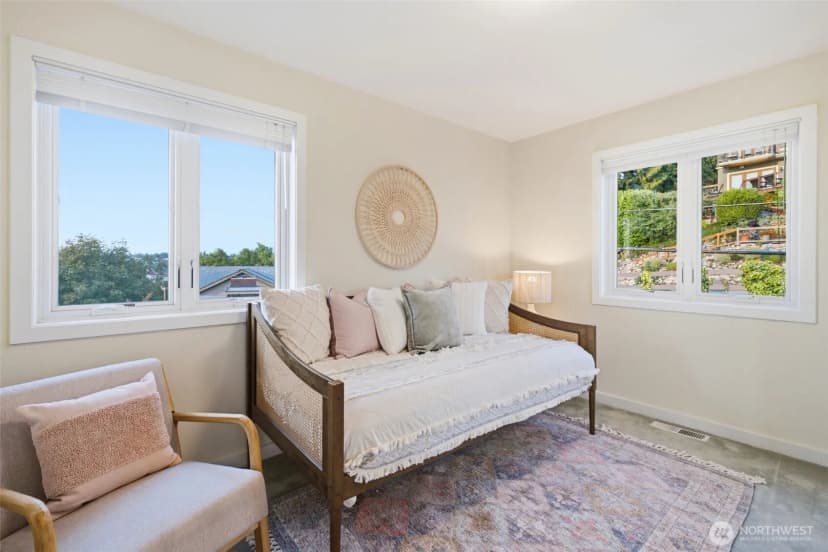 Property photo for 7329 44th Avenue Sw, Seattle photo 23