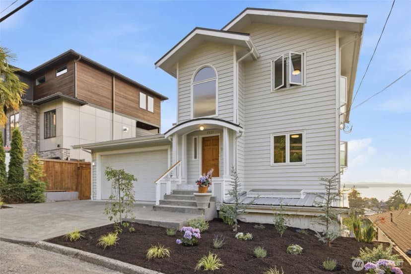 Property photo for 7329 44th Avenue Sw, Seattle photo 3