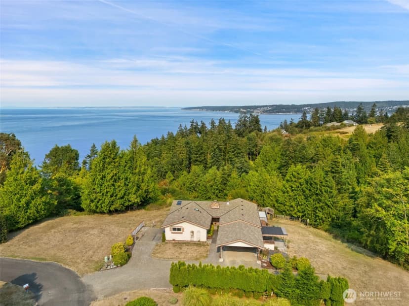 Property photo for 91 Huckleberry Crst, Sequim photo 3