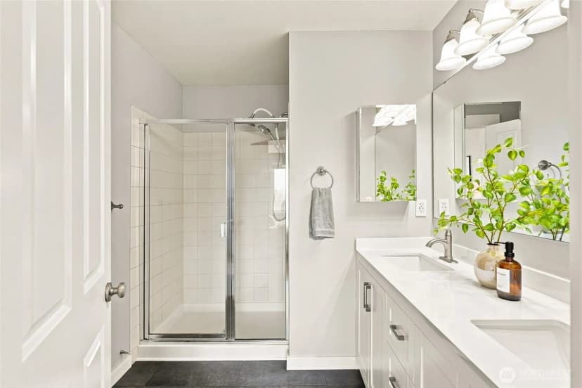 Property photo for 23300 Se Black Nugget Road #m2, Issaquah photo 19