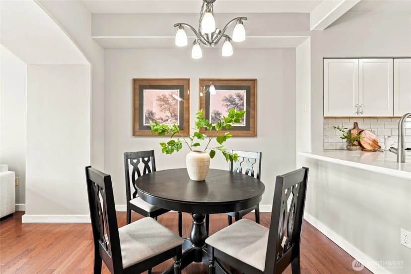 Property photo for 23300 Se Black Nugget Road #m2, Issaquah photo 16