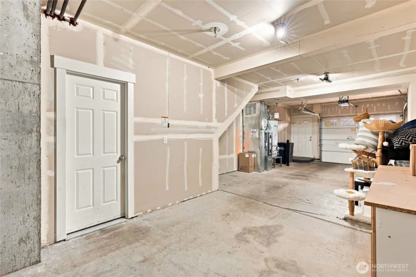 Property photo for 23300 Se Black Nugget Road #m2, Issaquah photo 27