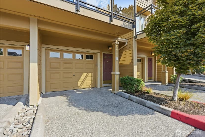 Property photo for 23300 Se Black Nugget Road #m2, Issaquah photo 31