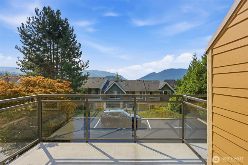 Property photo for 23300 Se Black Nugget Road #m2, Issaquah photo 24