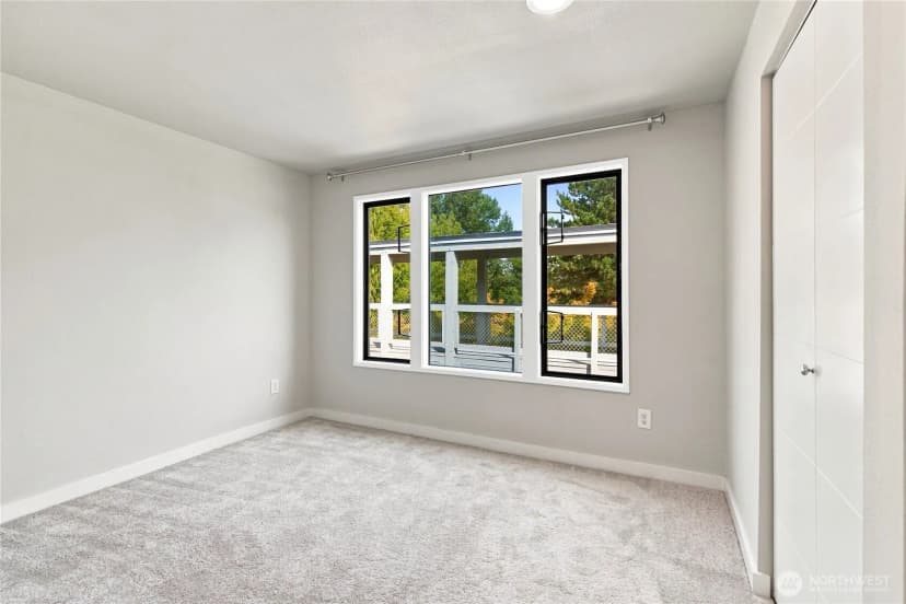 Property photo for 6121 Ne 175th Street #a402, Kenmore photo 23