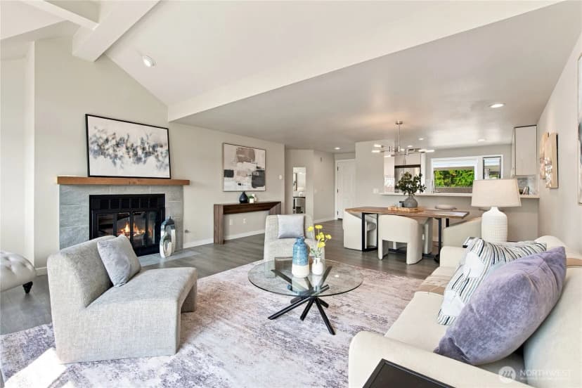 Property photo for 6121 Ne 175th Street #a402, Kenmore photo 10