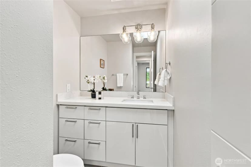 Property photo for 6121 Ne 175th Street #a402, Kenmore photo 24