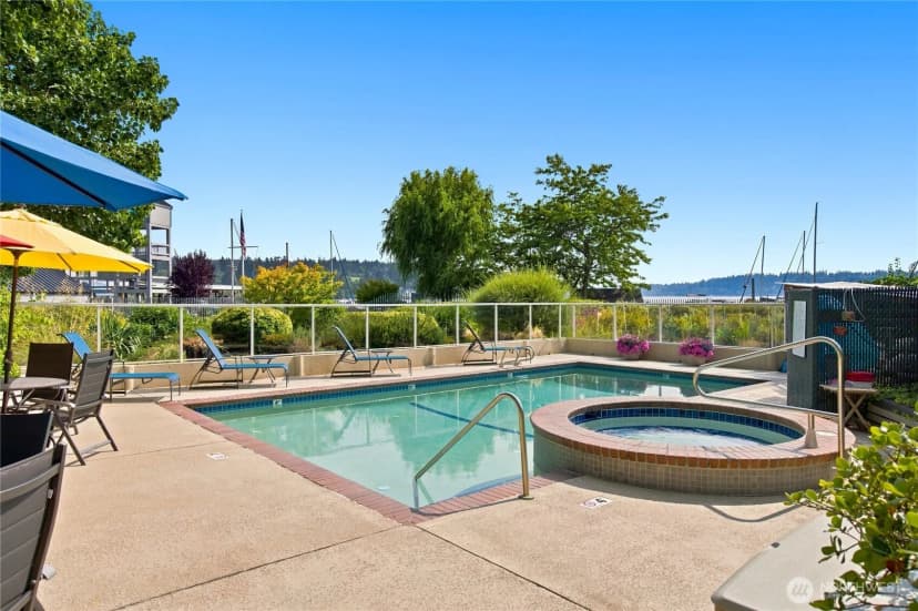Property photo for 6121 Ne 175th Street #a402, Kenmore photo 28