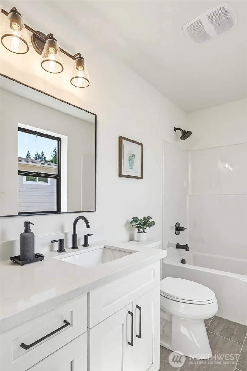 Property photo for 3626 191st Place Sw #b, Lynnwood photo 24