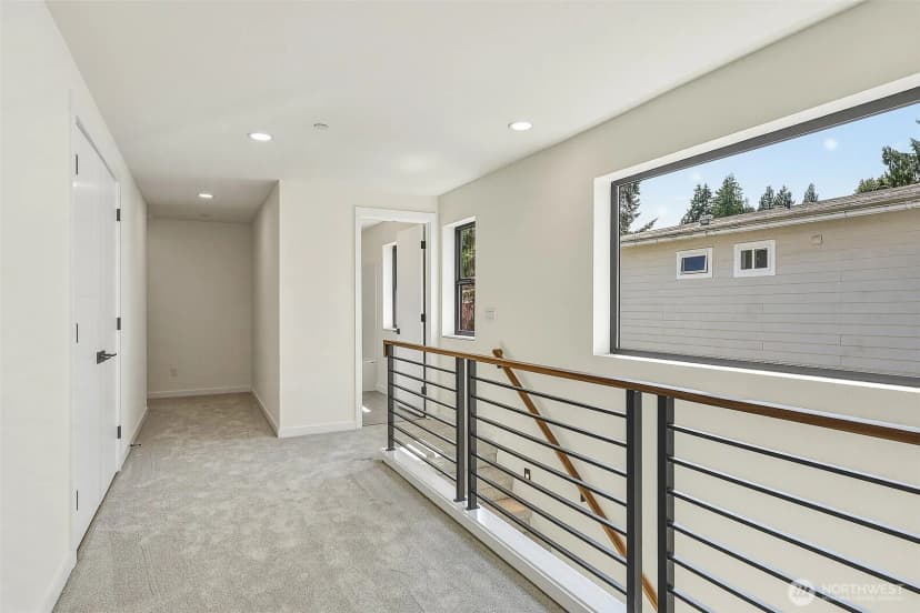 Property photo for 3626 191st Place Sw #b, Lynnwood photo 16