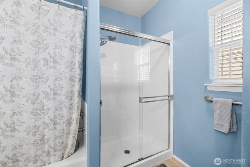 Property photo for 323 N Laventure Road #d, Mount Vernon photo 14