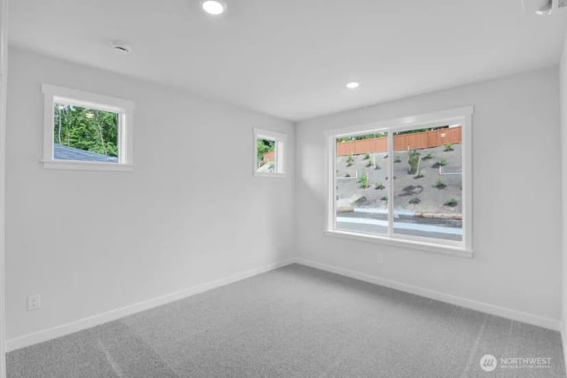 Property photo for 13216 Ne 127th Court #a, Kirkland photo 12