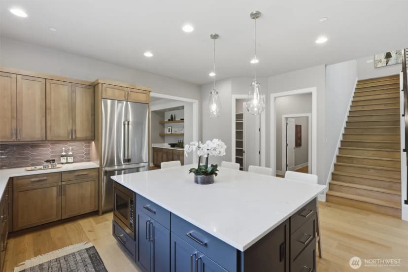 Property photo for 24309 Ne 24th Street, Sammamish photo 9