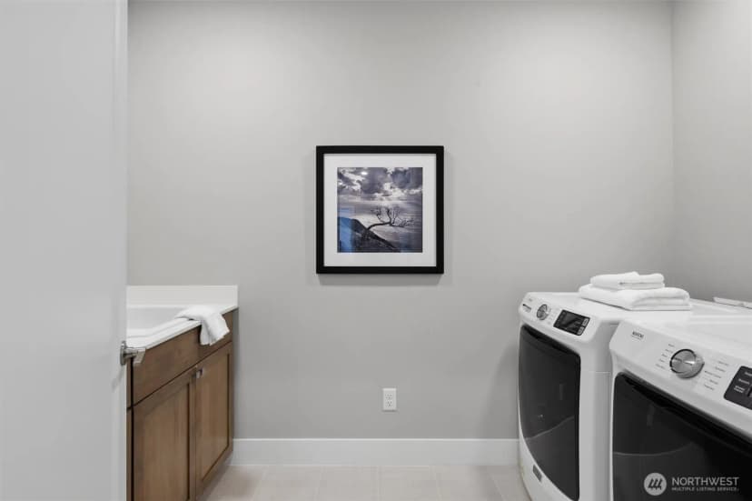 Property photo for 24309 Ne 24th Street, Sammamish photo 31