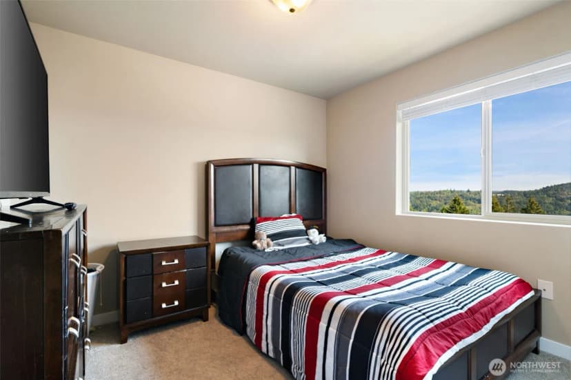 Property photo for 2416 W Echo Bay Dr, Bremerton photo 31