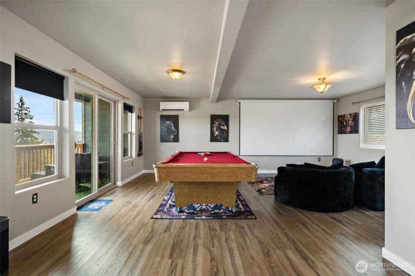 Property photo for 2416 W Echo Bay Dr, Bremerton photo 16