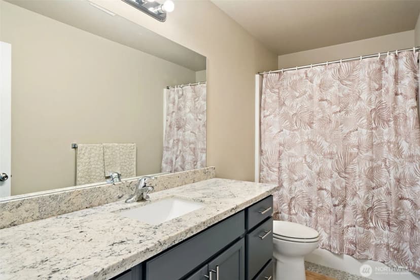 Property photo for 2416 W Echo Bay Dr, Bremerton photo 30