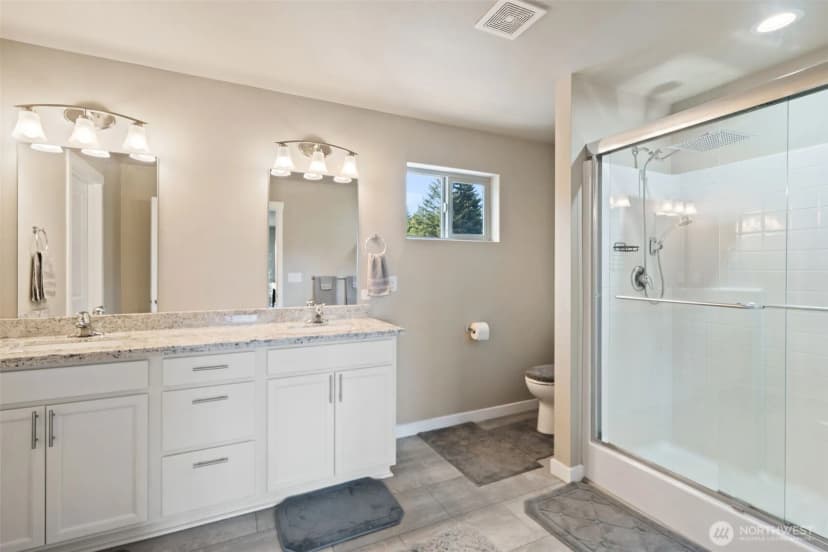 Property photo for 2416 W Echo Bay Dr, Bremerton photo 25