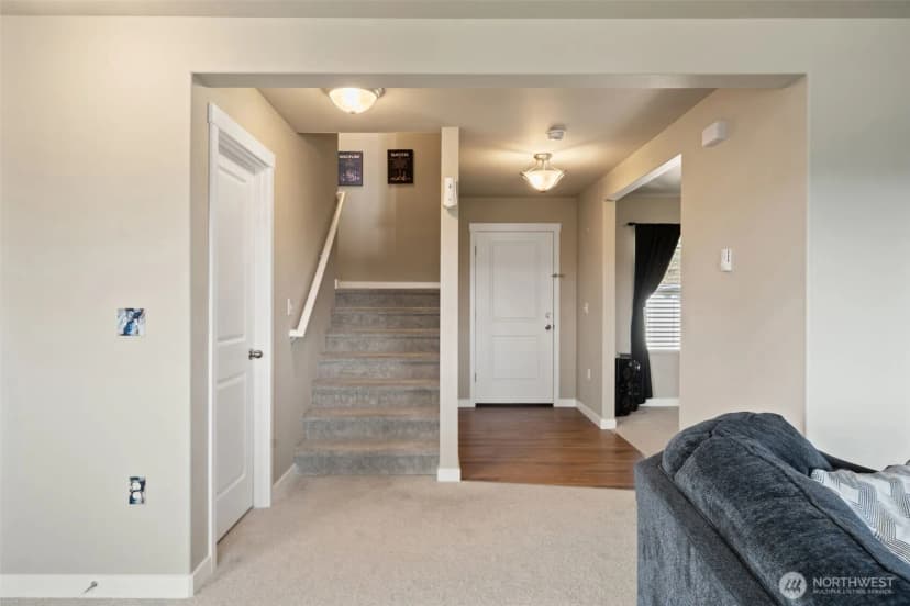 Property photo for 2416 W Echo Bay Dr, Bremerton photo 11