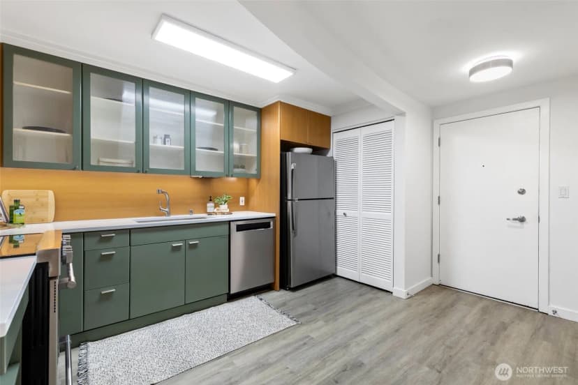 Property photo for 732 11th Avenue E #305, Seattle photo 19