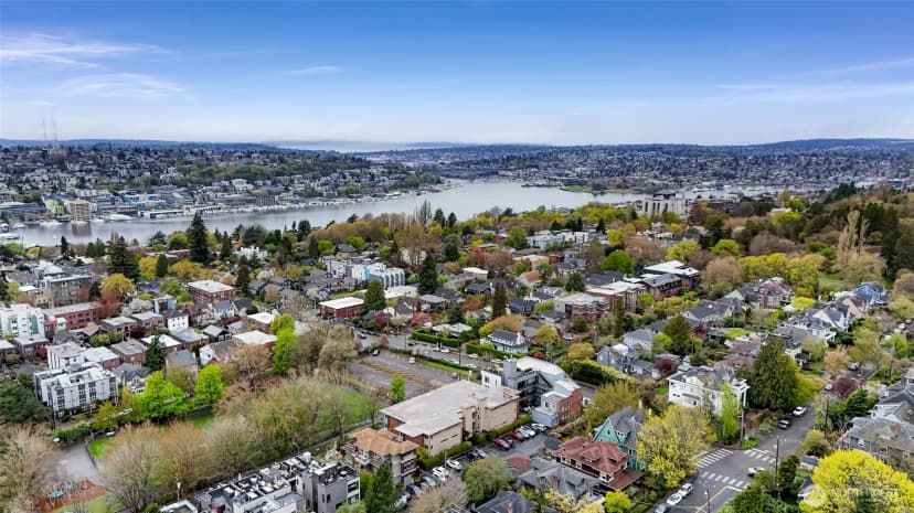 Property photo for 732 11th Avenue E #305, Seattle photo 36