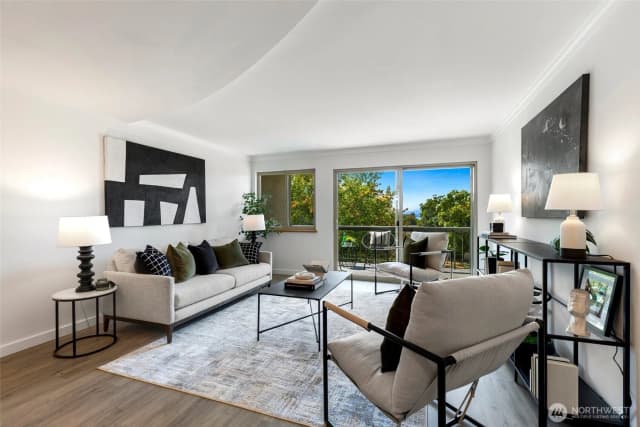Property photo for 732 11th Avenue E #305, Seattle