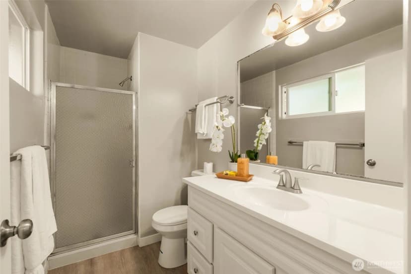 Property photo for 18920 127th Place Se, Renton photo 16