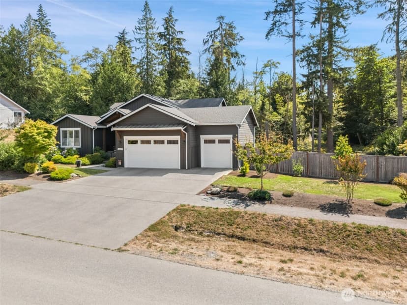Property photo for 10849 Ne Apple Tree Point Lane, Kingston photo 4
