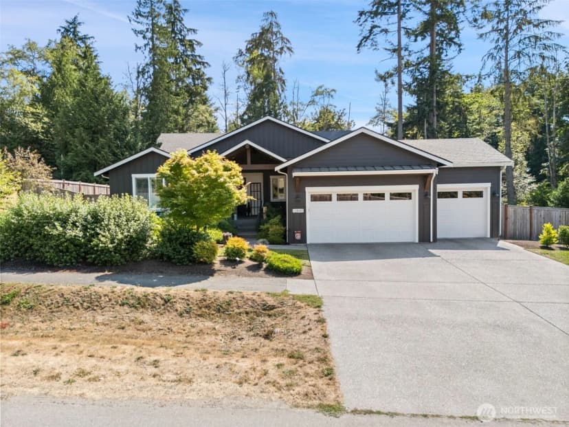 Property photo for 10849 Ne Apple Tree Point Lane, Kingston
