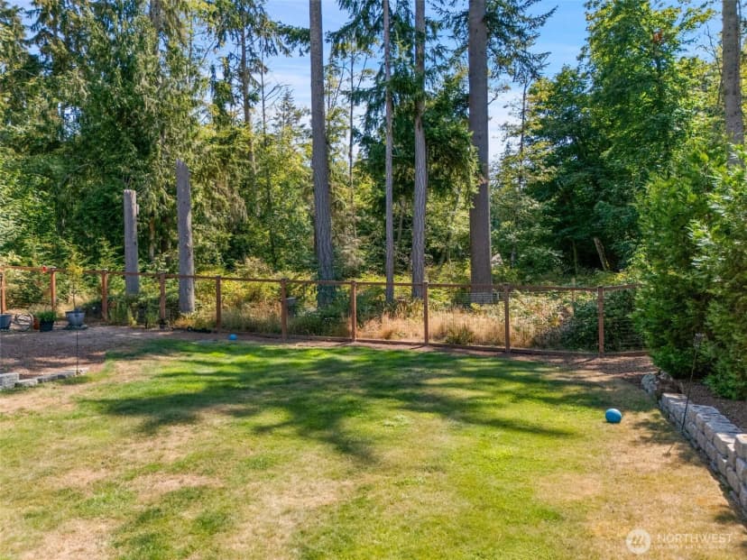 Property photo for 10849 Ne Apple Tree Point Lane, Kingston photo 36