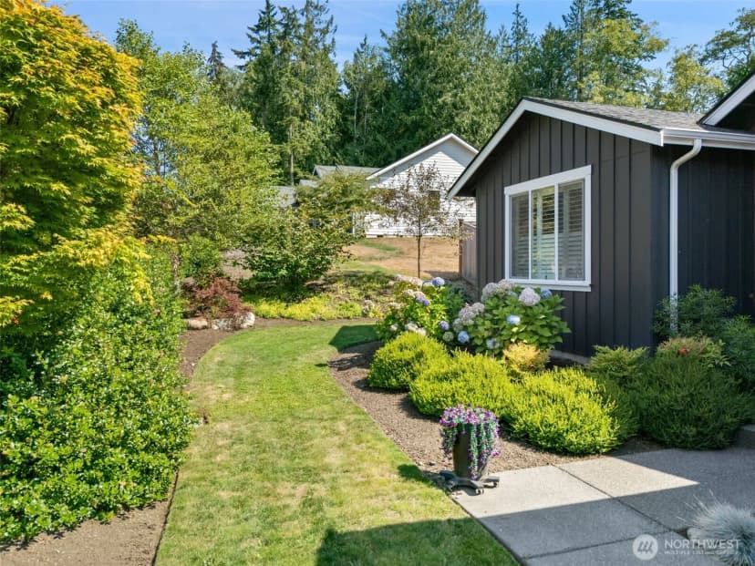 Property photo for 10849 Ne Apple Tree Point Lane, Kingston photo 32