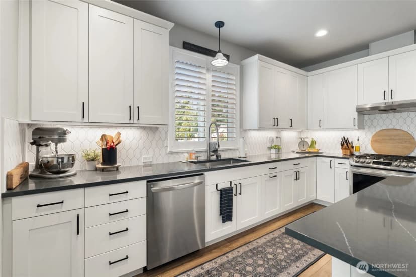 Property photo for 10849 Ne Apple Tree Point Lane, Kingston photo 16