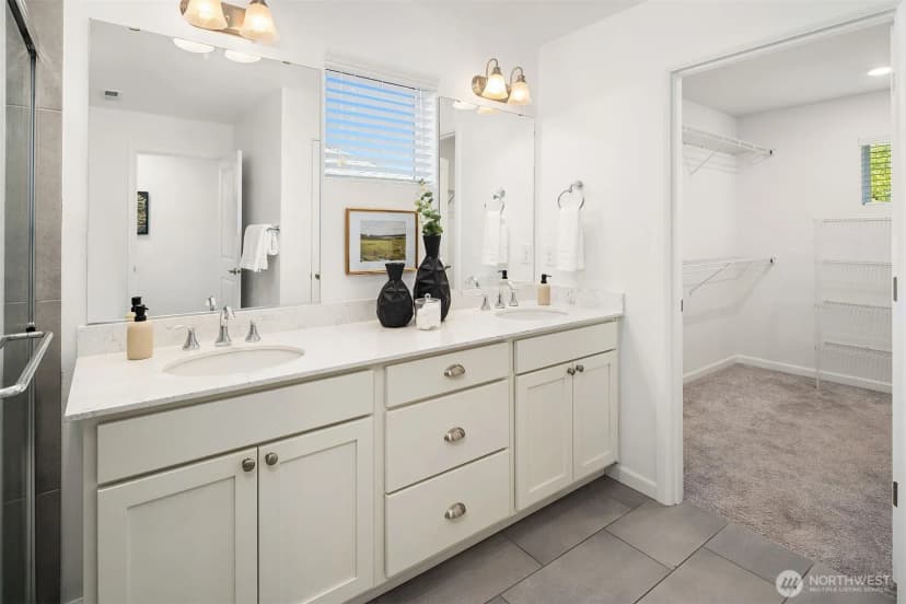 Property photo for 6521 Sw 31st Avenue, Seattle photo 14