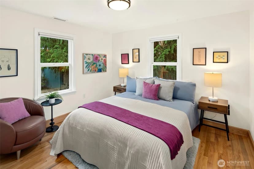 Property photo for 10708 17th Avenue Ne, Seattle photo 11