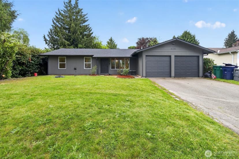 Property photo for 320 213th Place Sw, Bothell photo 28