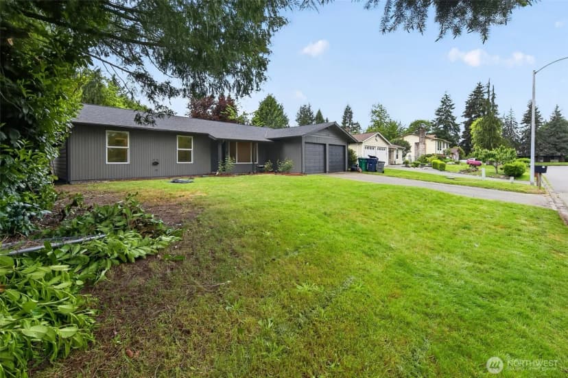 Property photo for 320 213th Place Sw, Bothell photo 27