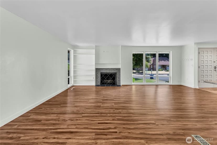 Property photo for 7902 89th Avenue Sw, Lakewood photo 24