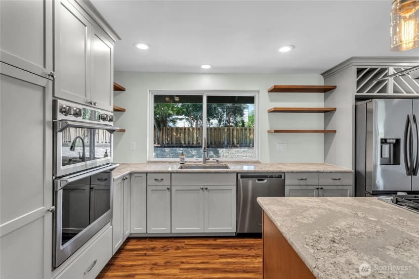 Property photo for 7902 89th Avenue Sw, Lakewood photo 10