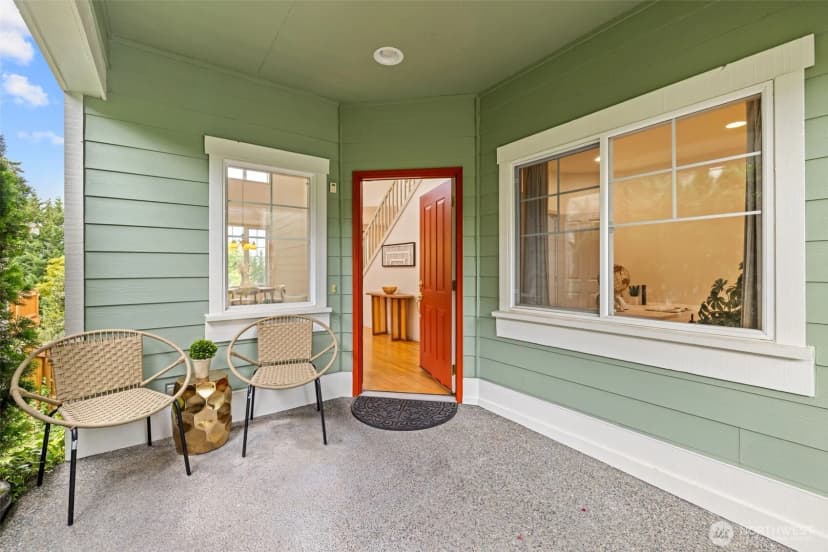 Property photo for 1301 225th Place Se, Sammamish photo 2
