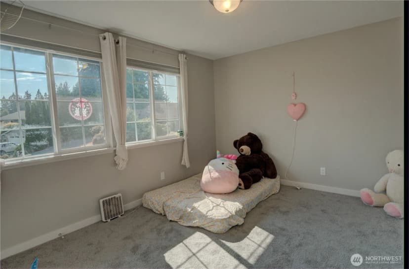 Property photo for 17102 146 Avenue Se, Renton photo 28