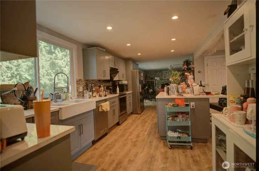 Property photo for 17102 146 Avenue Se, Renton photo 14