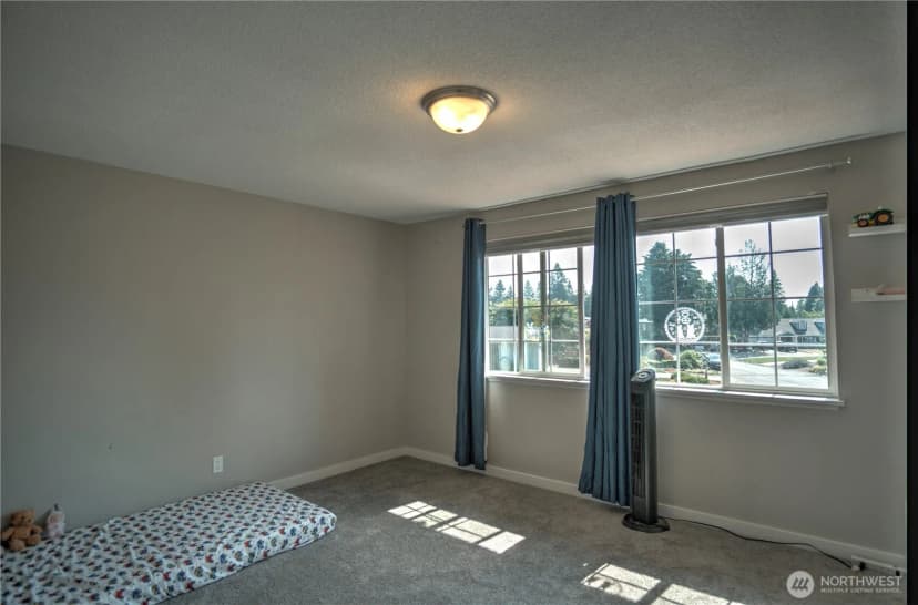 Property photo for 17102 146 Avenue Se, Renton photo 23