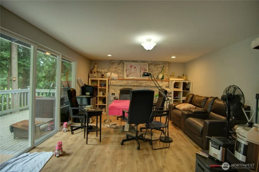 Property photo for 17102 146 Avenue Se, Renton photo 15