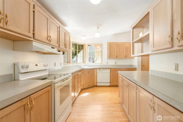 Property photo for 752 Jolie Way, Port Townsend photo 3
