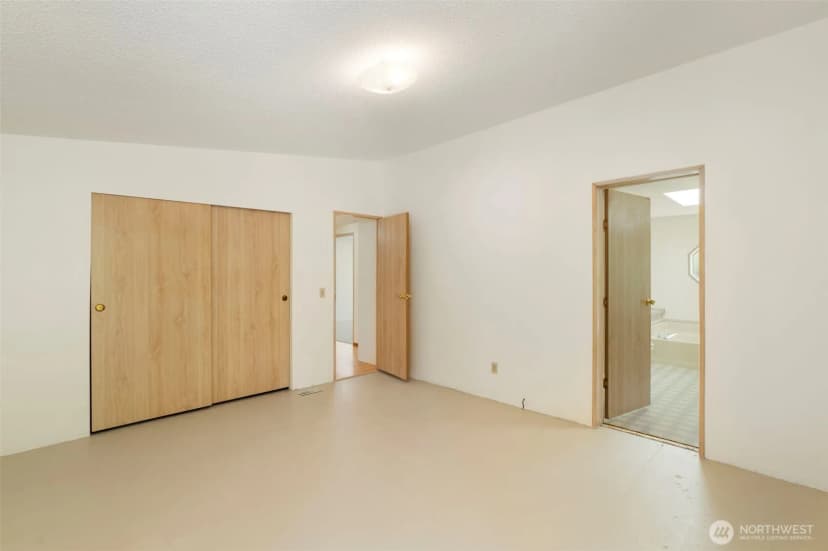 Property photo for 752 Jolie Way, Port Townsend photo 18