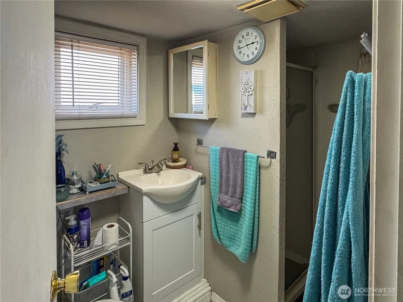 Property photo for 800 Methow Street, Wenatchee photo 10