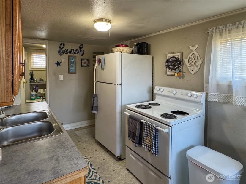 Property photo for 800 Methow Street, Wenatchee photo 7