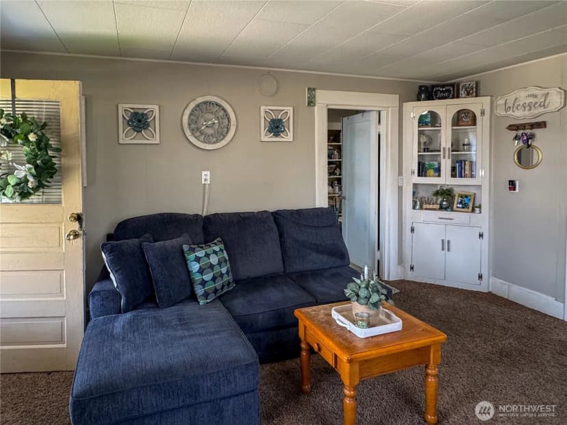 Property photo for 800 Methow Street, Wenatchee photo 6