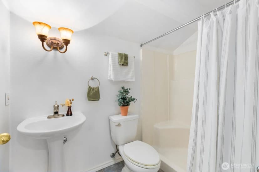 Property photo for 20919 Se 202nd Street, Renton photo 27